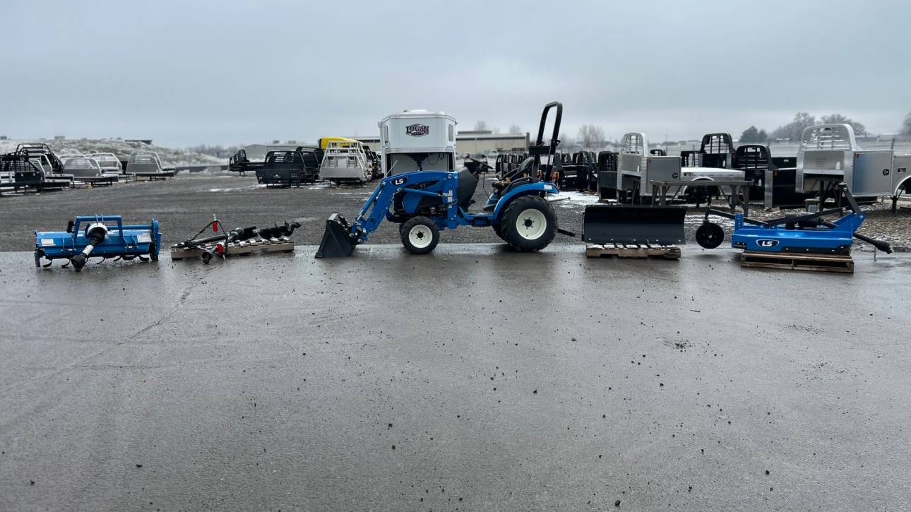 2023 LS Tractor MT225S